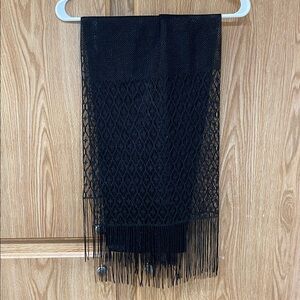 Cejon Black Fringe Shawl
